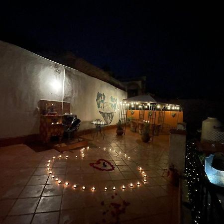 La Casa Del Abuelo Vandrarhem San Miguel de Allende Exteriör bild