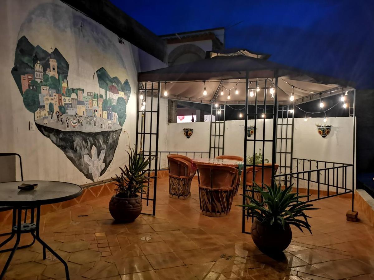 La Casa Del Abuelo Vandrarhem San Miguel de Allende Exteriör bild