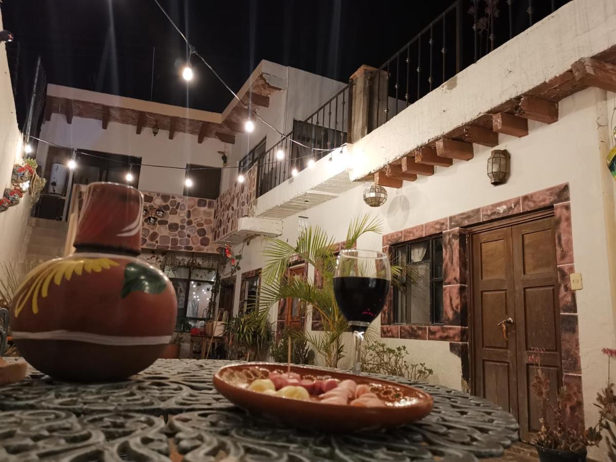 La Casa Del Abuelo Vandrarhem San Miguel de Allende Exteriör bild