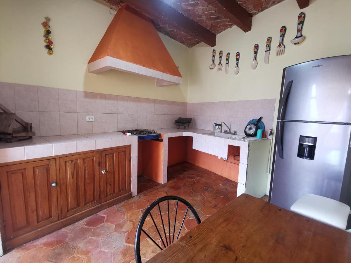 La Casa Del Abuelo Vandrarhem San Miguel de Allende Exteriör bild